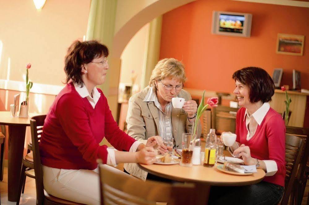 Jufa Hotel Oberwoelz-Lachtal Oberwoelz Stadt Restaurant photo